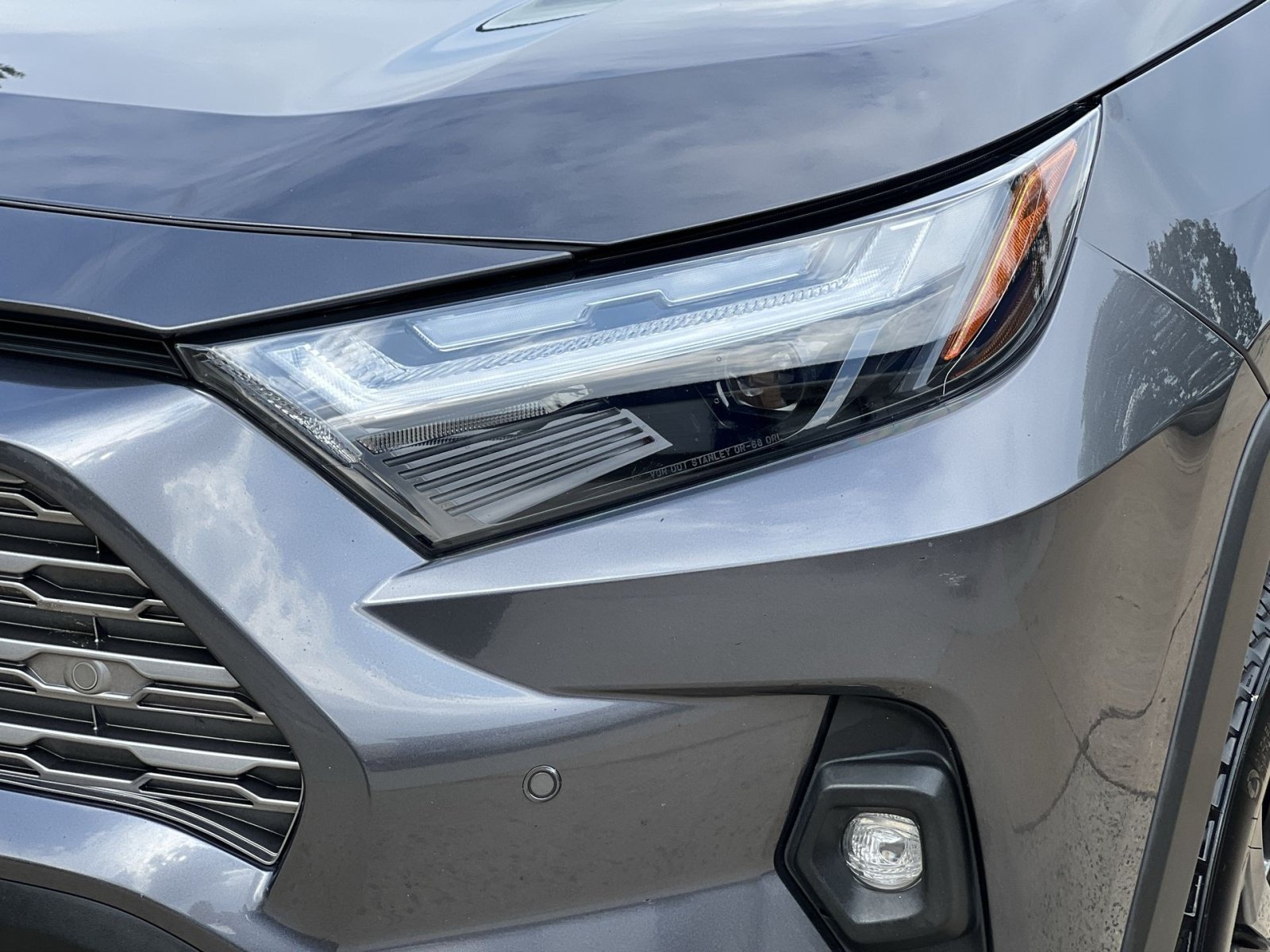 Used 2024 Toyota RAV4 Limited w/ Advanced Technology Package AWD/4WD image 13