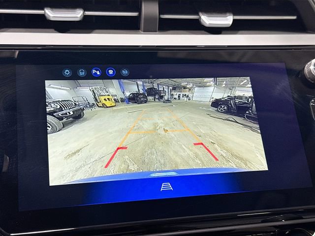 New 2027 Chevrolet Bolt LT w/ Comfort Package image 17