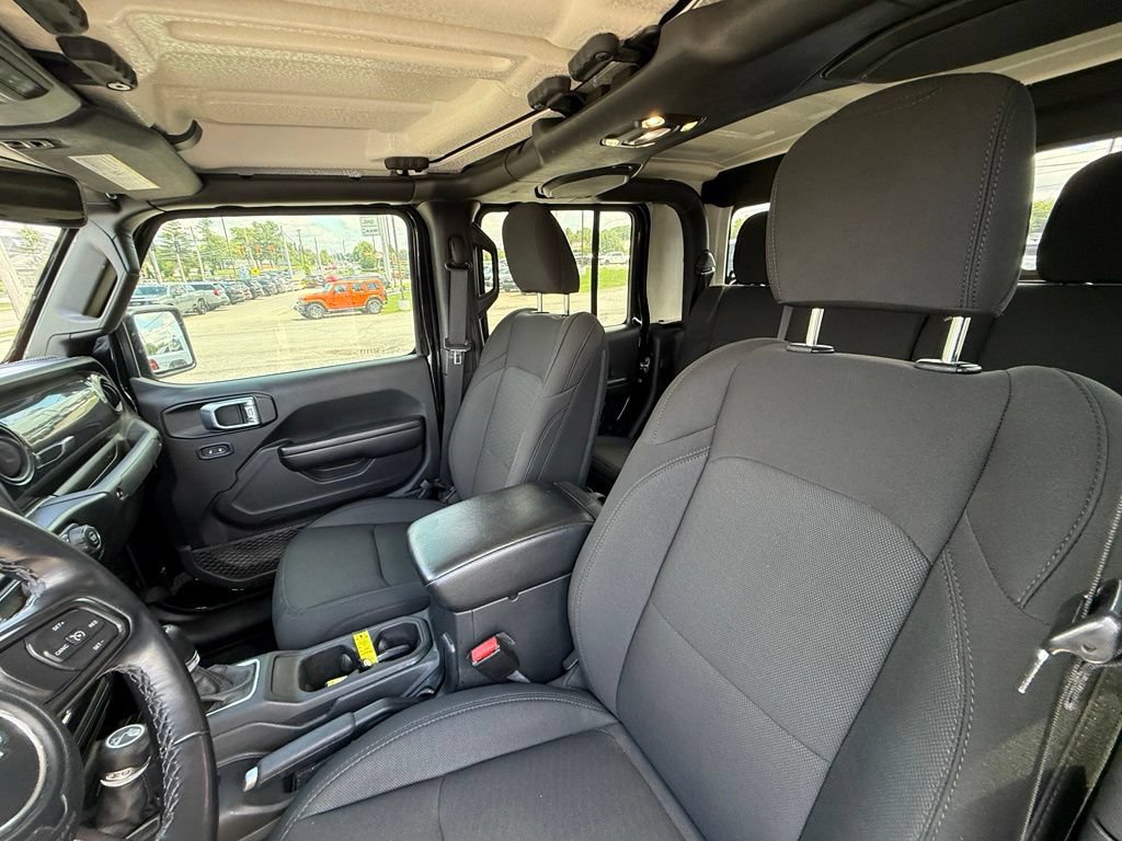 Used 2021 Jeep Gladiator Sport AWD/4WD image 14
