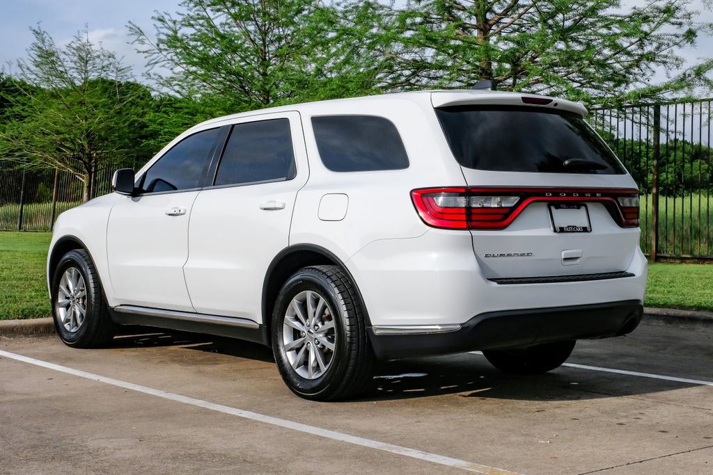Used 2018 Dodge Durango SXT w/ 3rd Row Seating Group RWD image 15
