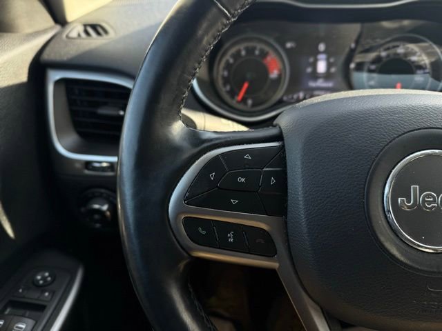 Used 2021 Jeep Cherokee Latitude Lux w/ Comfort/Convenience Group image 26