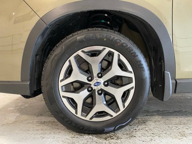 Used 2022 Subaru Forester Premium AWD/4WD image 5