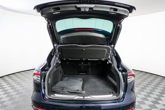 Certified 2022 Maserati Levante GT image 33