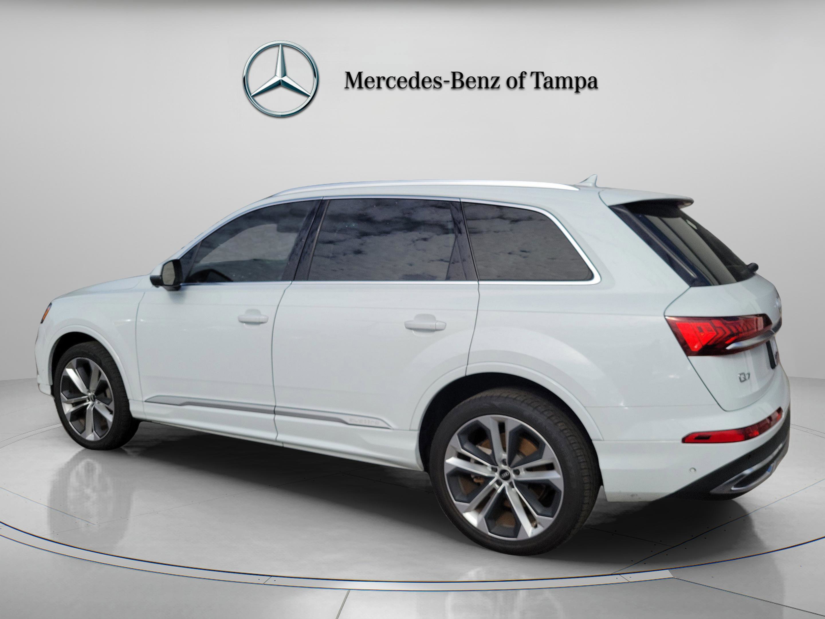 Used 2021 Audi Q7 3.0T Premium Plus w/ Premium Plus Package image 2