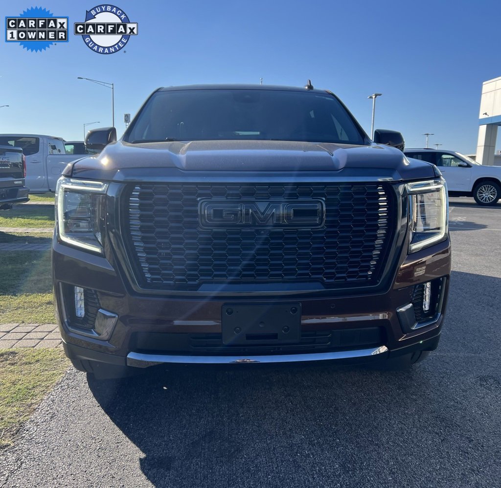 Used 2023 GMC Yukon XL Denali Ultimate image 3