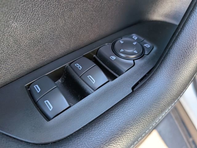 Used 2022 Chevrolet Blazer LT image 15