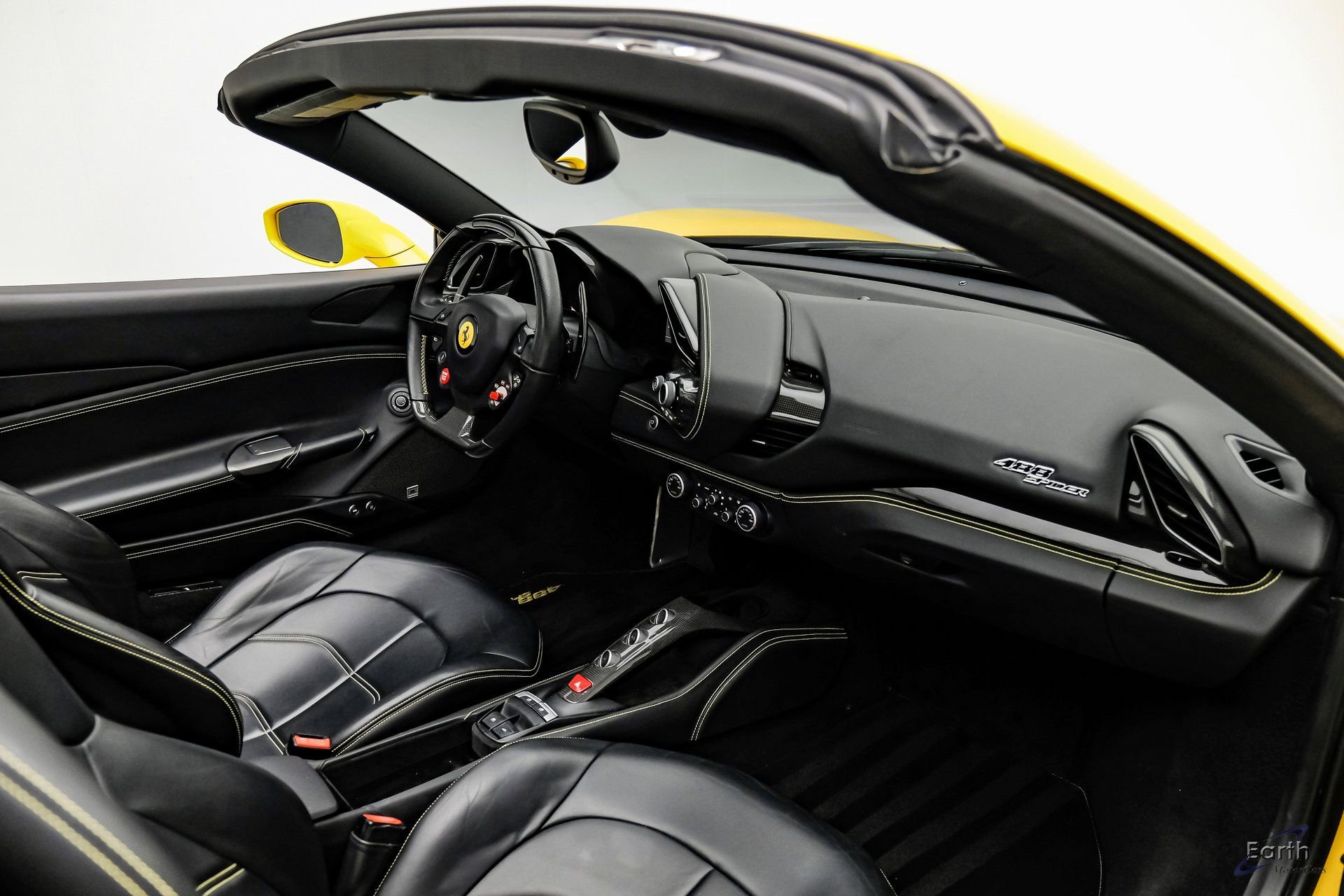 Used 2017 Ferrari 488 Spider image 64