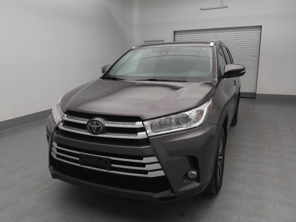 Used 2019 Toyota Highlander XLE image 15