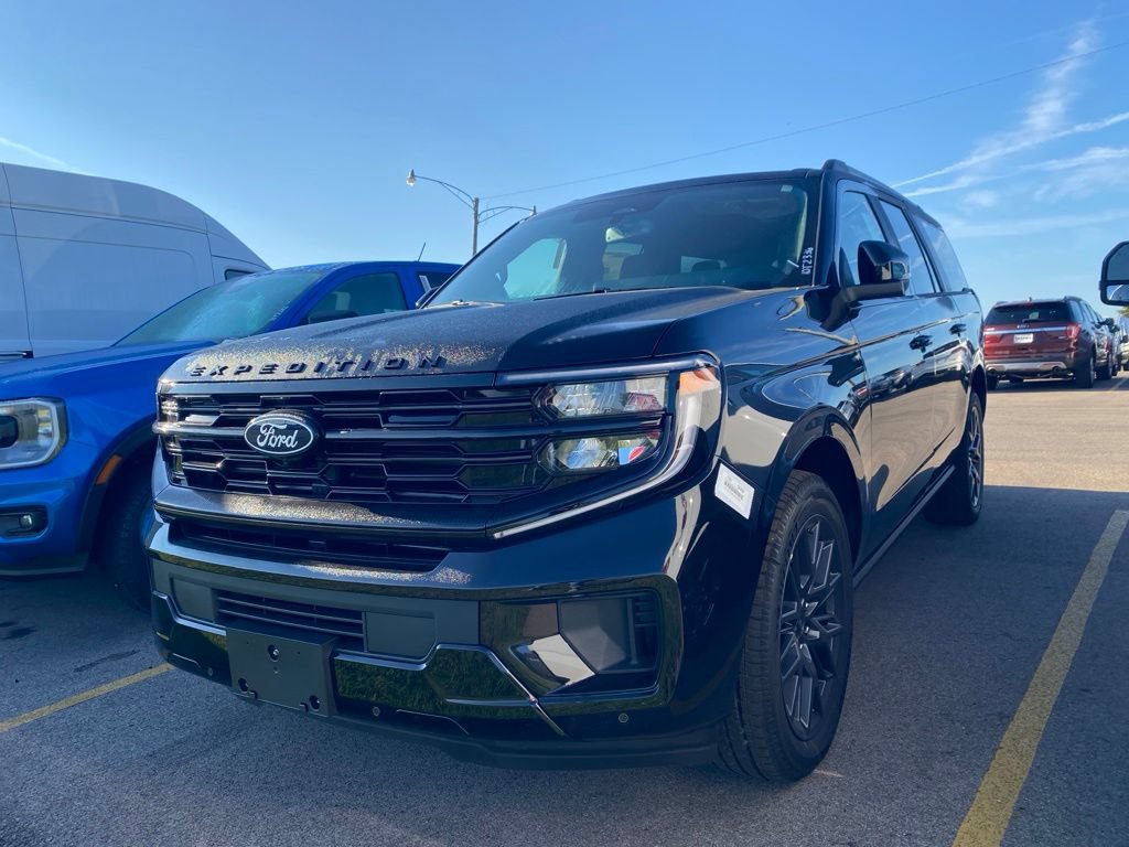 New 2027 Ford Expedition Max Platinum w/ Stealth Appearance Package AWD/4WD image 15