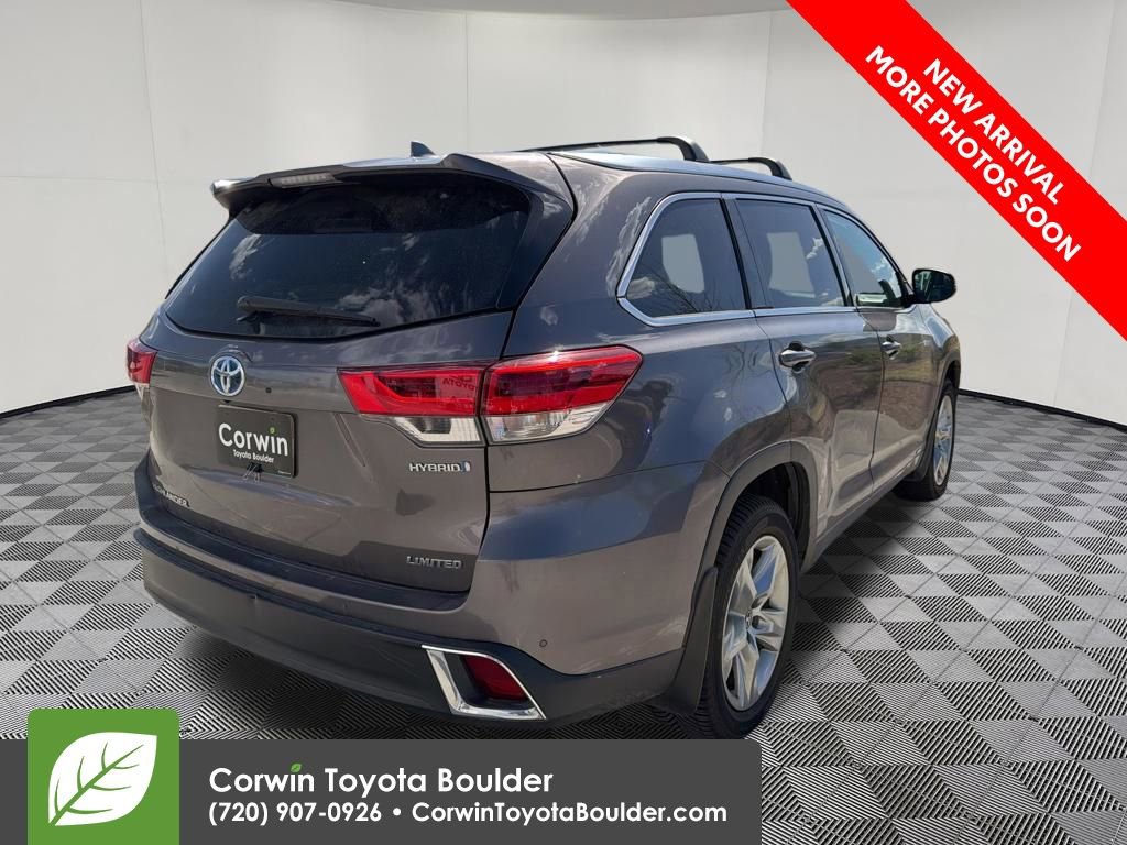 Used 2019 Toyota Highlander Limited AWD/4WD image 7