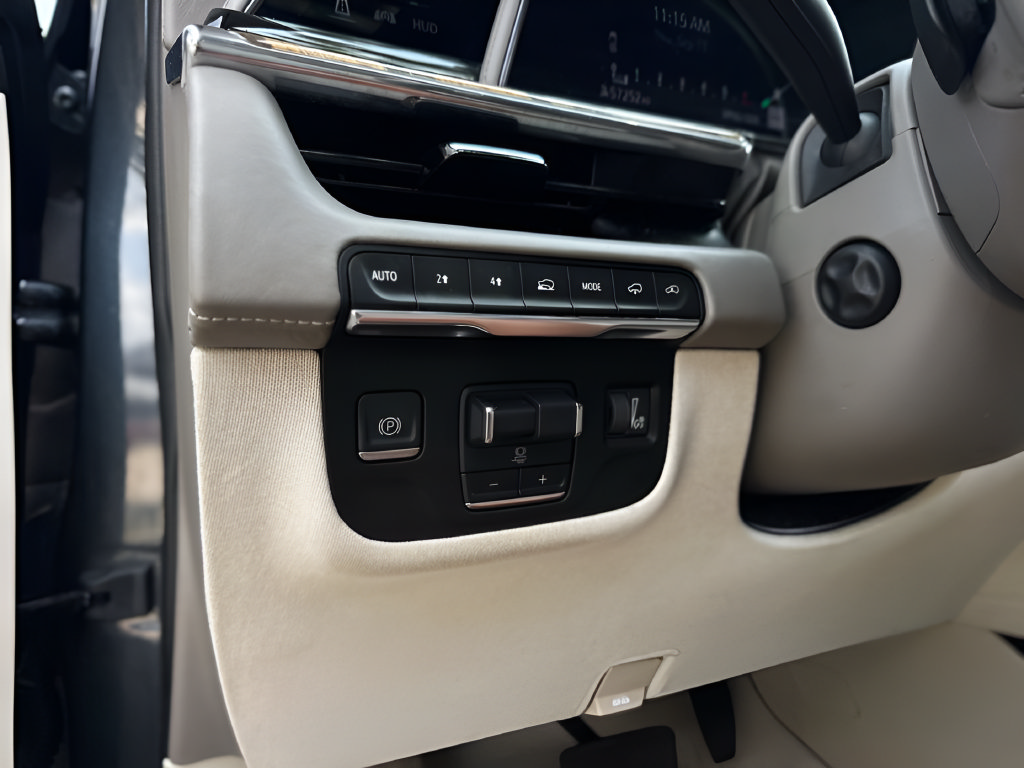 Used 2021 Cadillac Escalade Premium Luxury Platinum AWD/4WD image 12