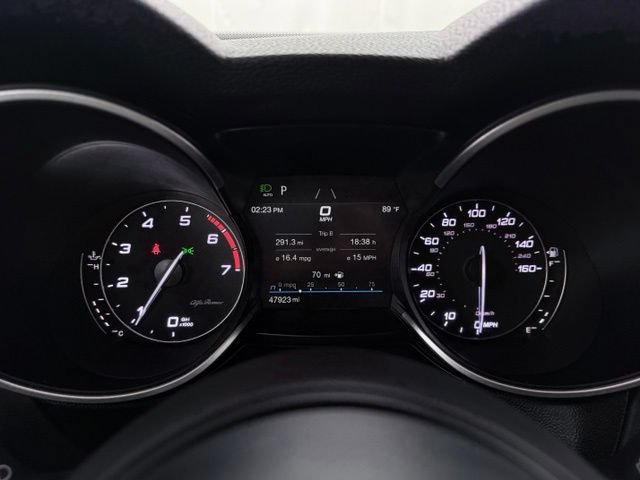 Used 2023 Alfa Romeo Stelvio Ti AWD/4WD image 23