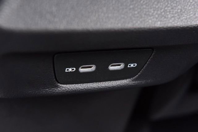 New 2026 Volkswagen Tiguan SE R-Line image 24