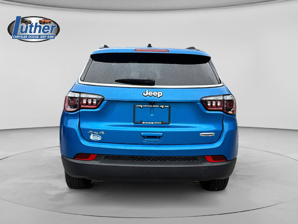 Used 2024 Jeep Compass Latitude AWD/4WD image 4