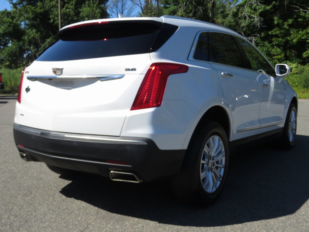 Used 2018 Cadillac XT5 AWD image 6