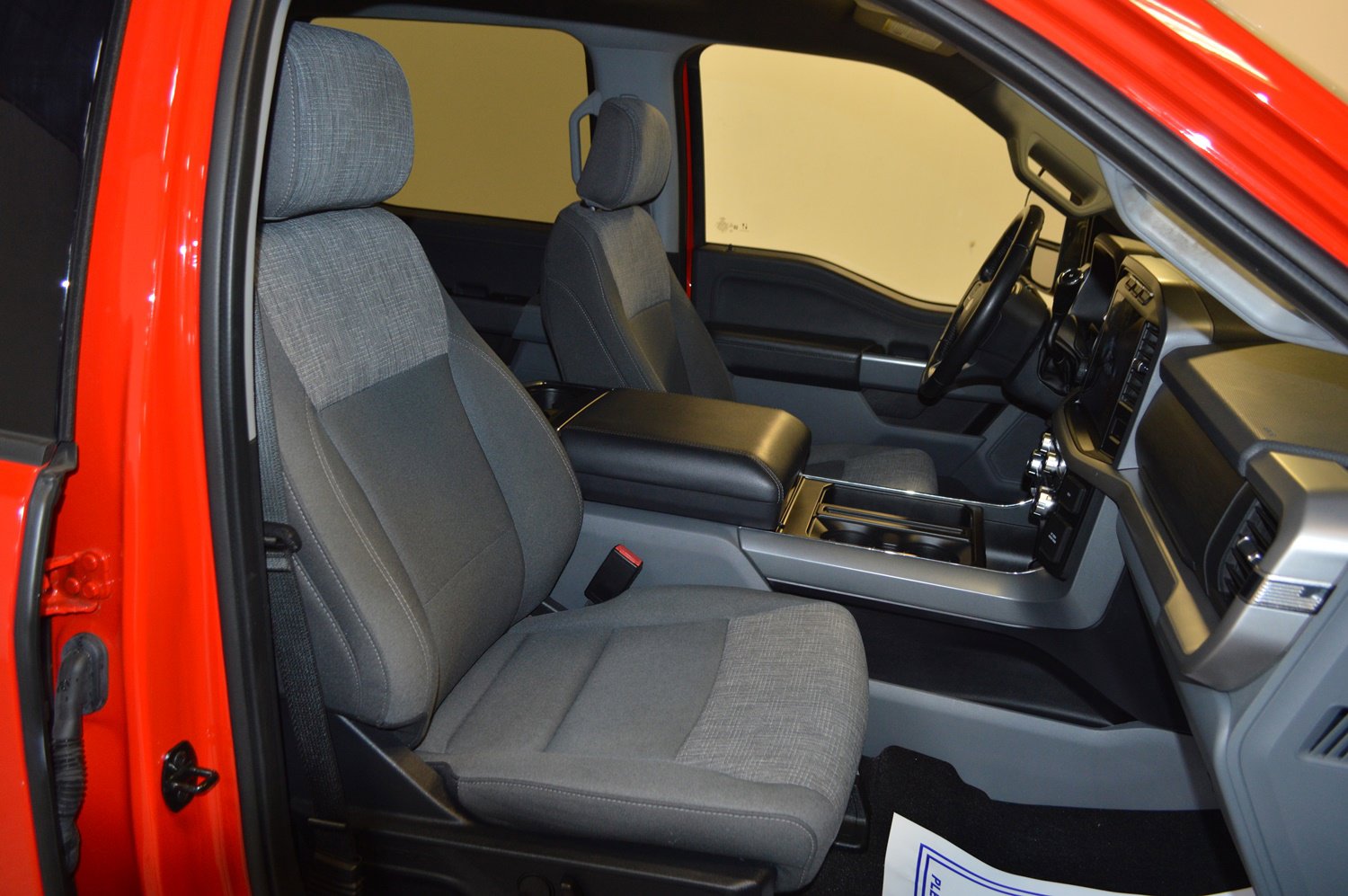 Used 2022 Ford F150 XLT w/ Equipment Group 302A High image 11