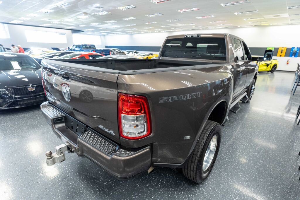 Used 2021 RAM 3500 Big Horn w/ Level 1 Equipment Group AWD/4WD image 6