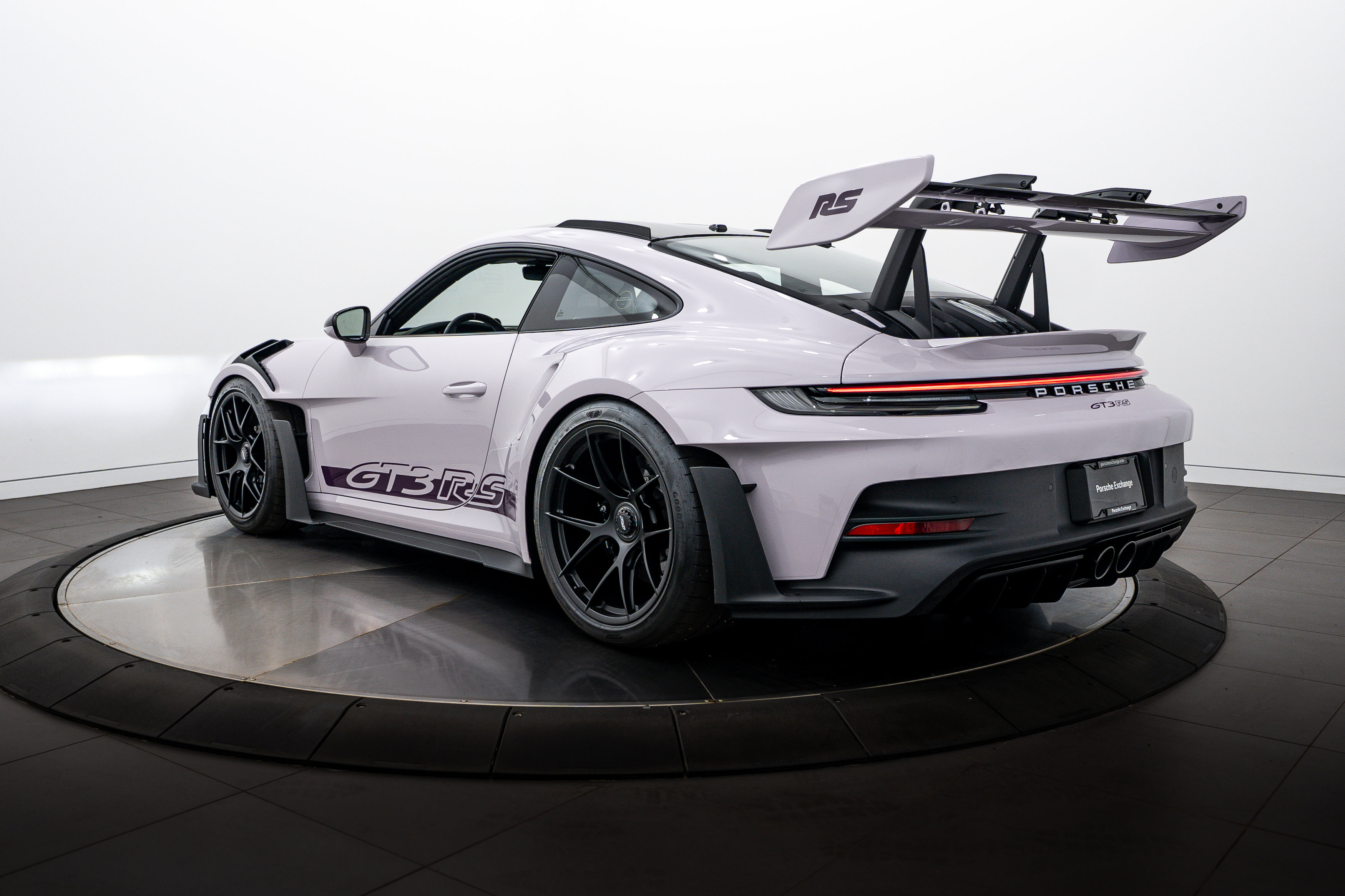 Used 2024 Porsche 911 GT3 RS image 3