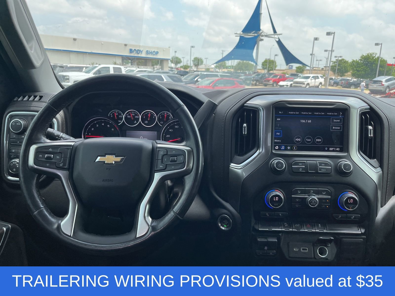 Used 2022 Chevrolet Silverado 2500 LT w/ Convenience Package AWD/4WD image 7