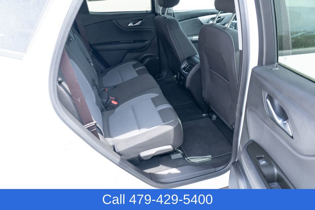 Used 2025 Chevrolet Blazer LT image 39