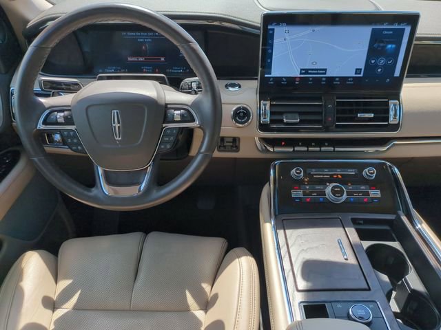 Used 2022 Lincoln Navigator Reserve image 32