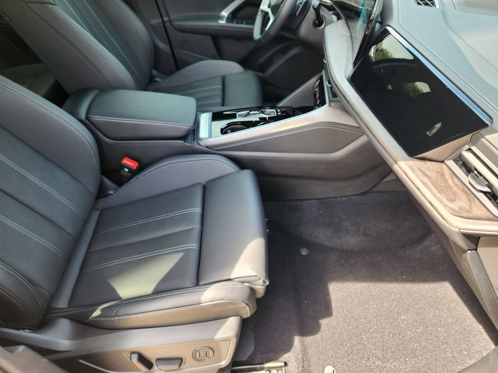 Certified 2025 Audi Q5 Premium Plus w/ Premium Plus AWD/4WD image 17