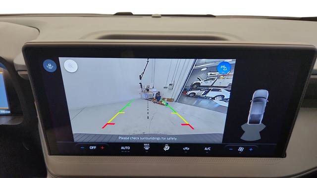 New 2025 Ford Maverick Lobo image 15