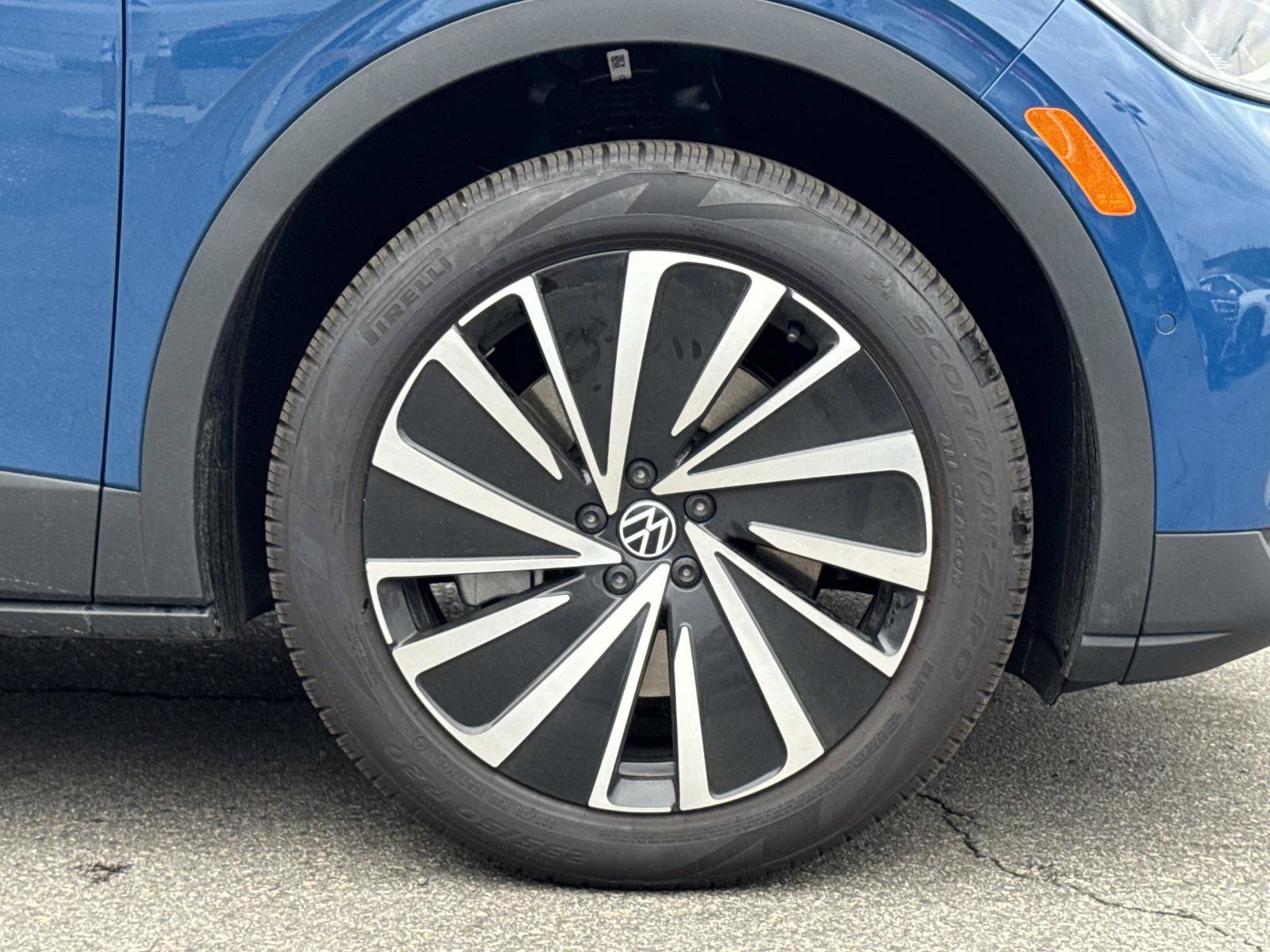 New 2025 Volkswagen ID.4 Pro image 30