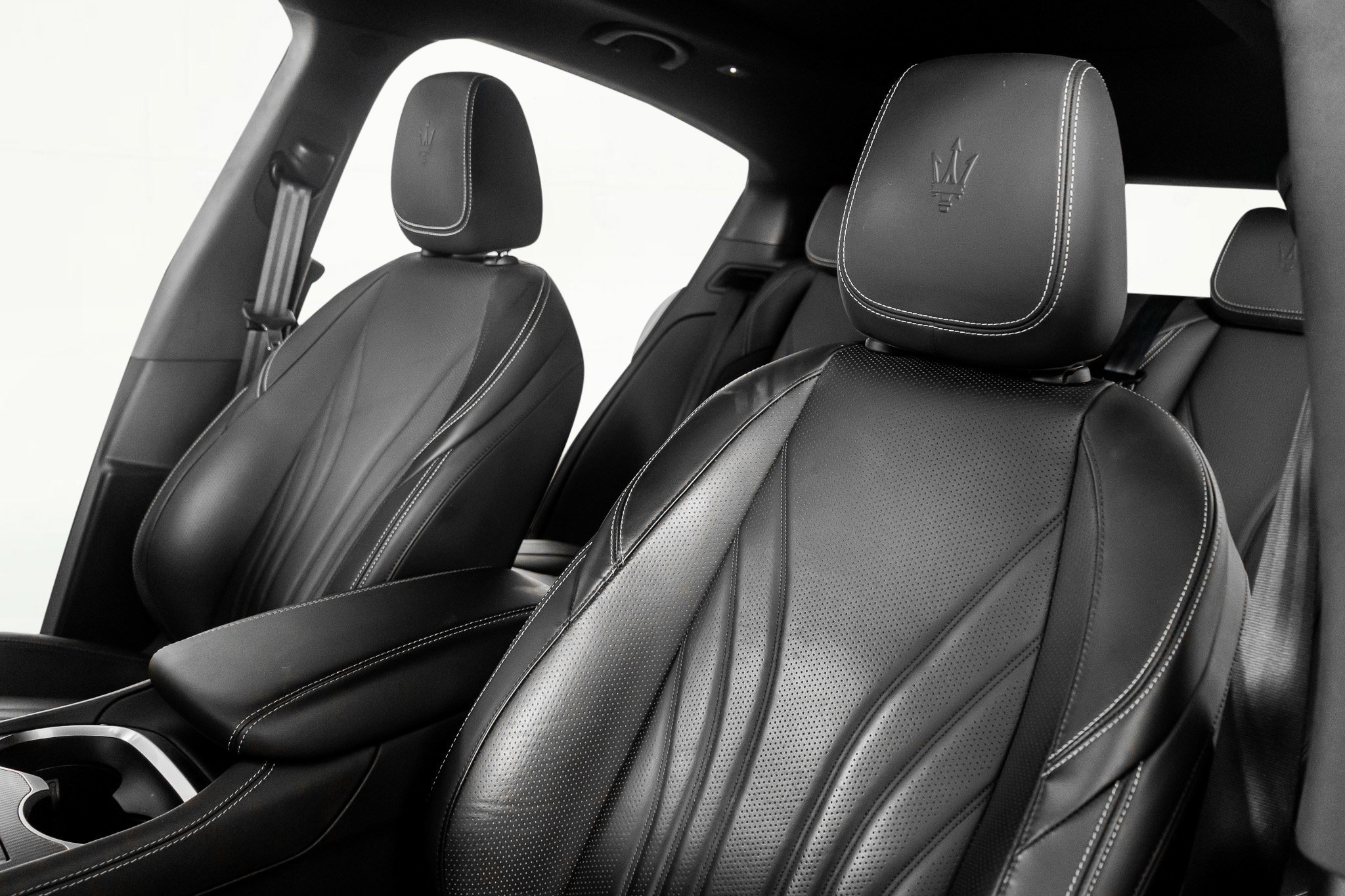 Used 2023 Maserati Grecale GT image 3