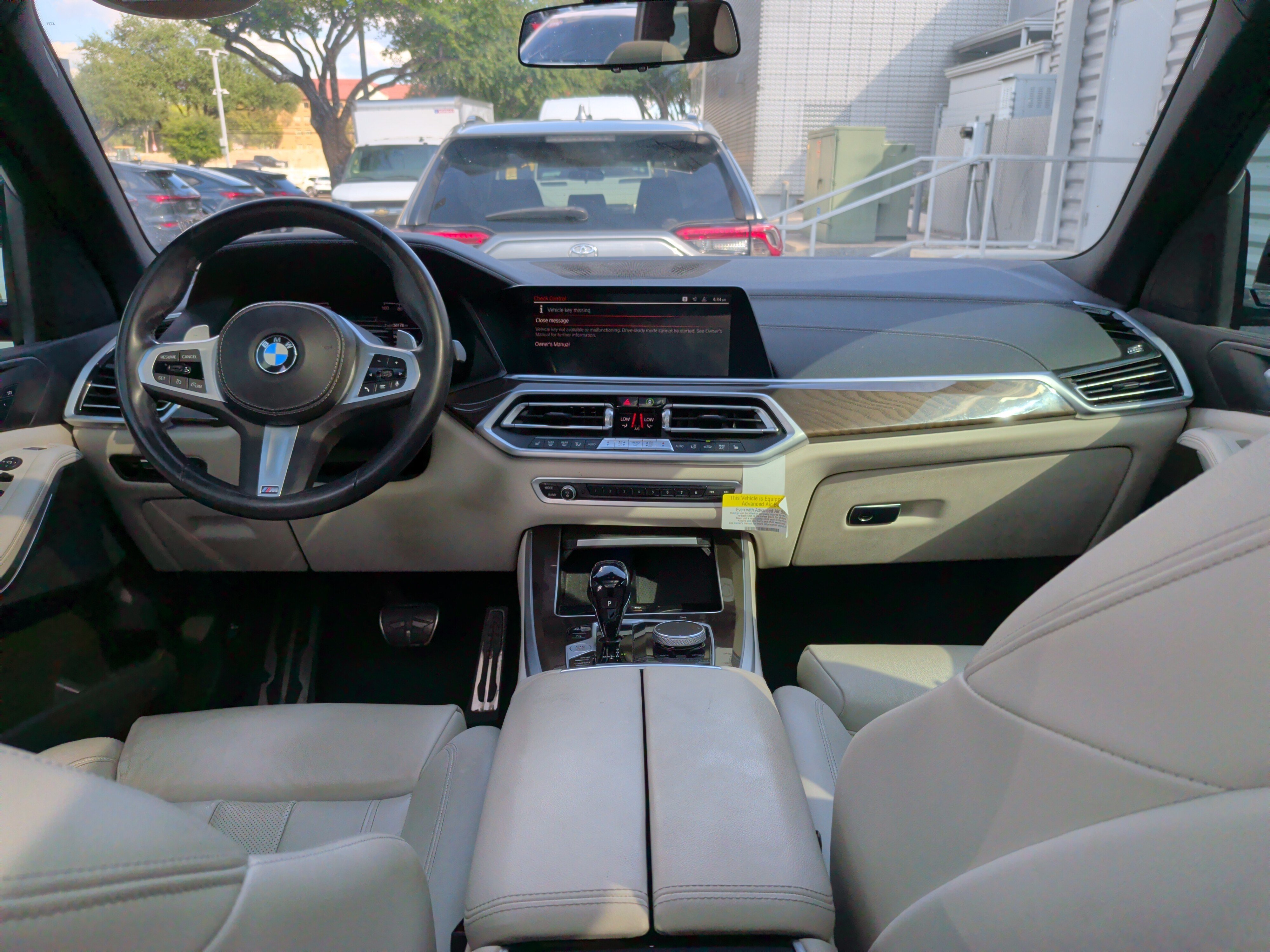 Used 2022 BMW X5 sDrive40i w/ M Sport Package RWD image 30