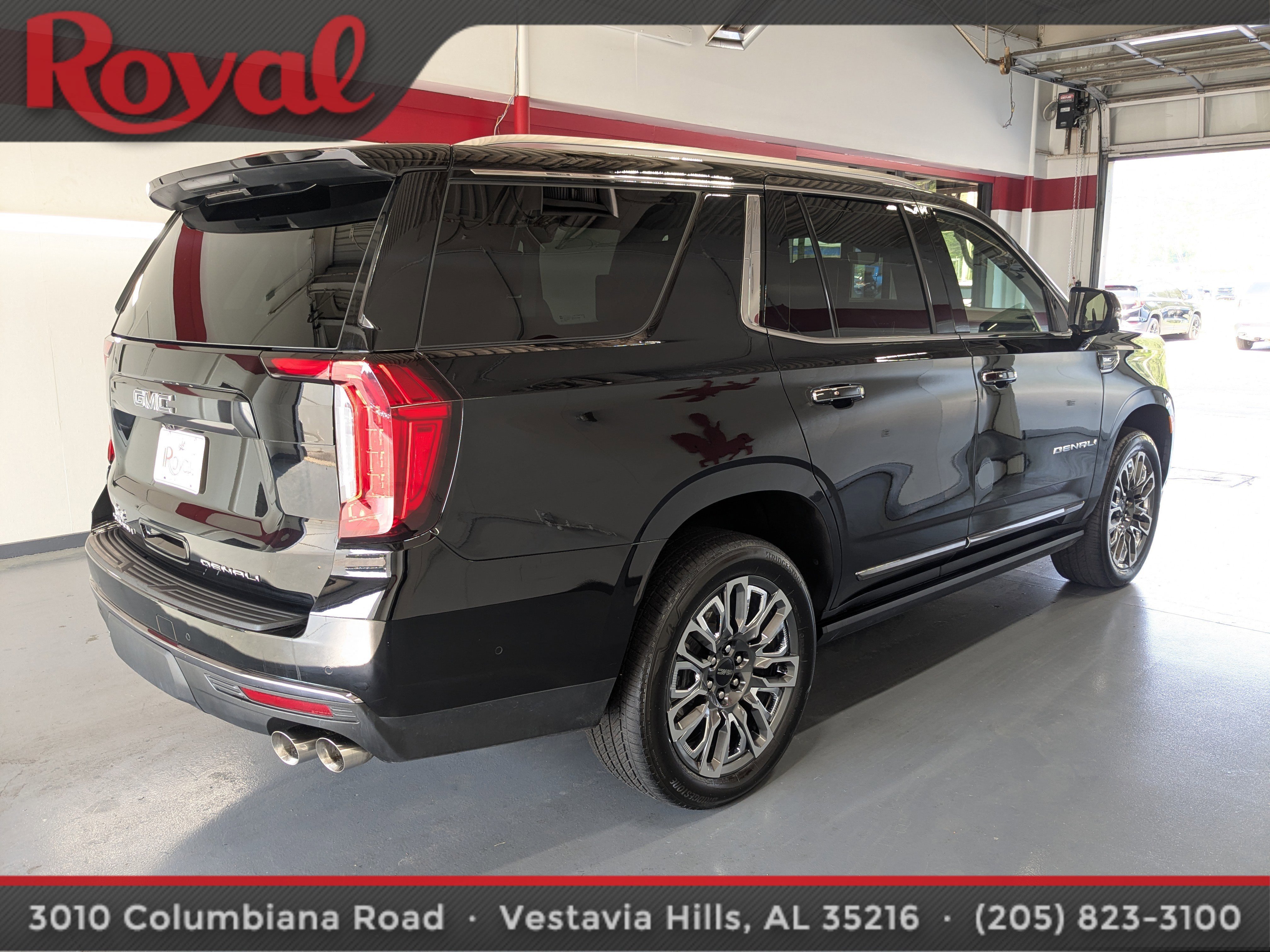 Used 2024 GMC Yukon Denali Ultimate image 4
