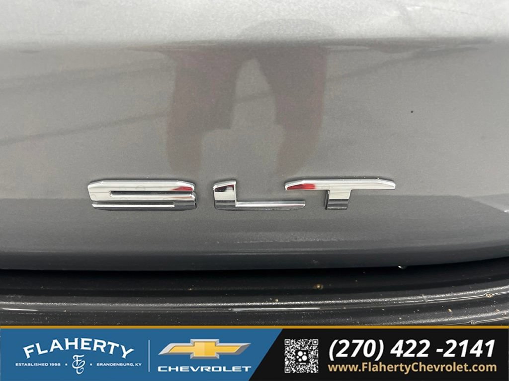 Used 2023 GMC Yukon XL SLT AWD/4WD image 18