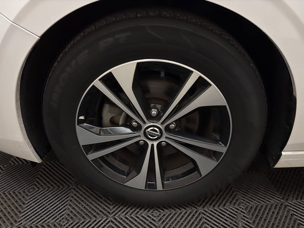 Used 2021 Nissan Sentra SV image 24