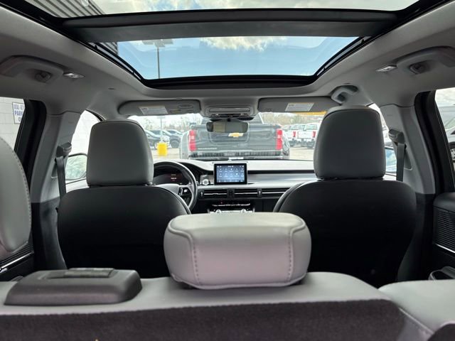 Used 2022 Lincoln Corsair Reserve w/ Equipment Group 201A image 33