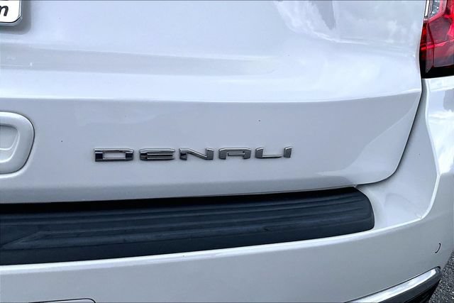 Used 2023 GMC Yukon Denali w/ Denali Reserve Package AWD/4WD image 24