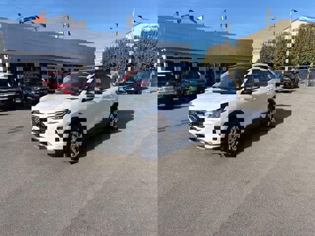 New 2026 Ford Escape Active w/ Active Premium Tech Pack