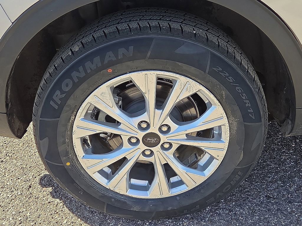 Used 2023 Ford Escape Active image 11