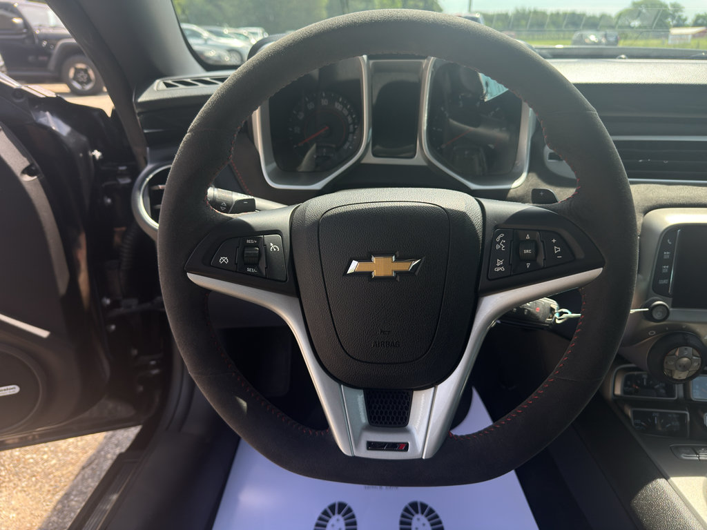 Used 2013 Chevrolet Camaro ZL1 RWD image 28