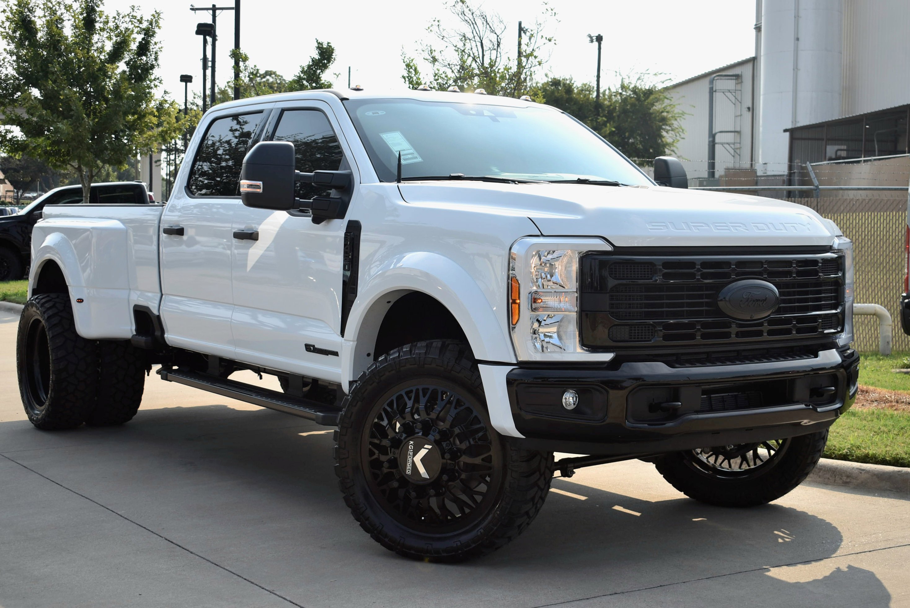 New 2025 Ford F450 XLT w/ 360-Degree Camera Package
