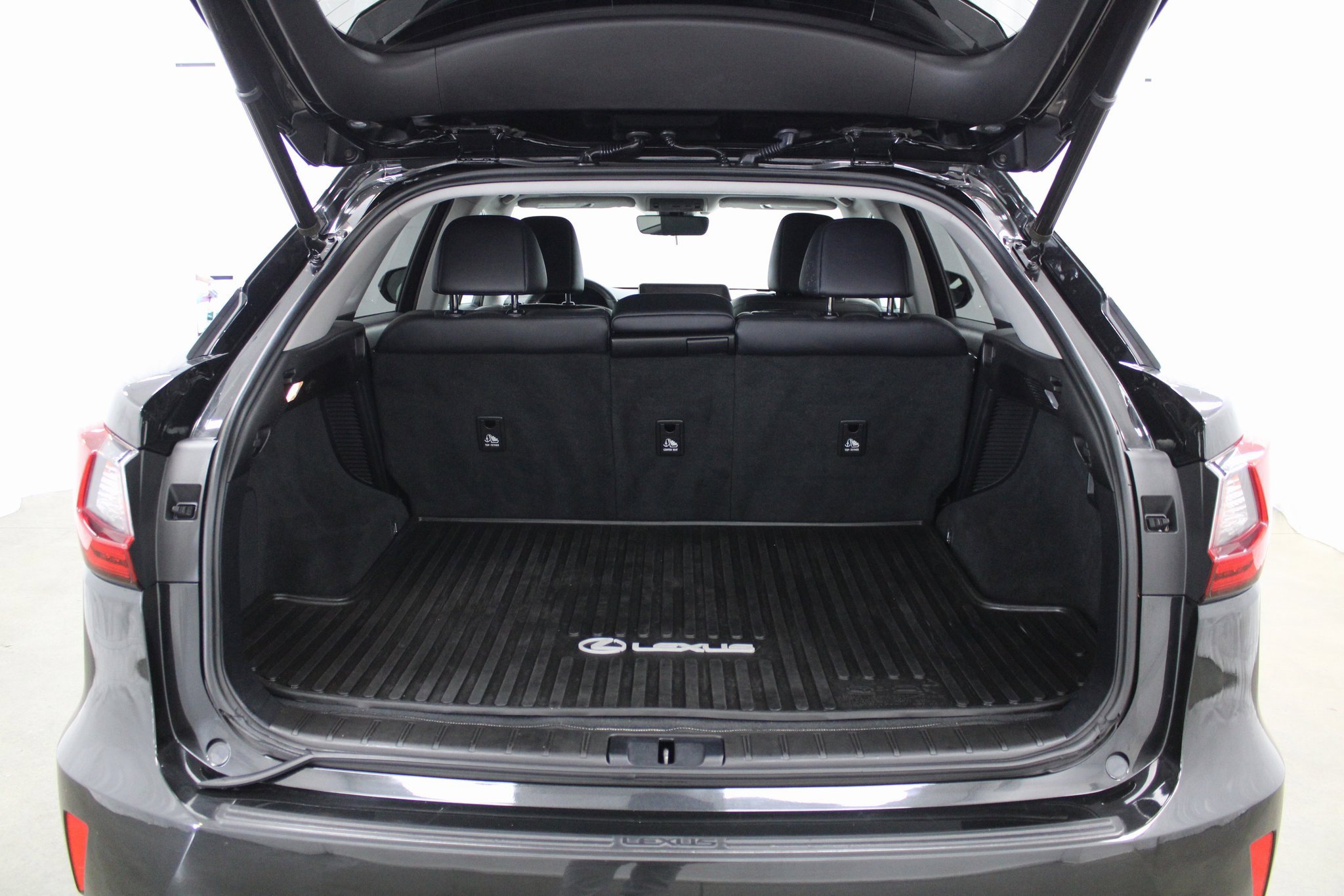 Used 2019 Lexus RX 450h AWD image 25