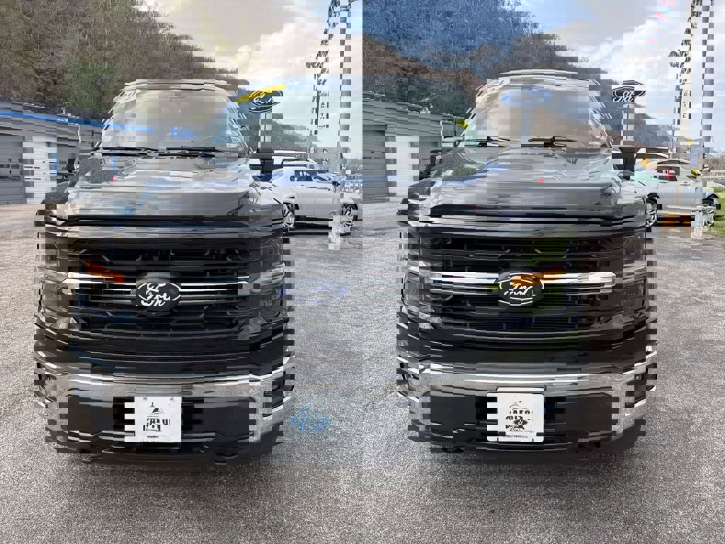Used 2024 Ford F150 XLT w/ Mobile Office Package image 11