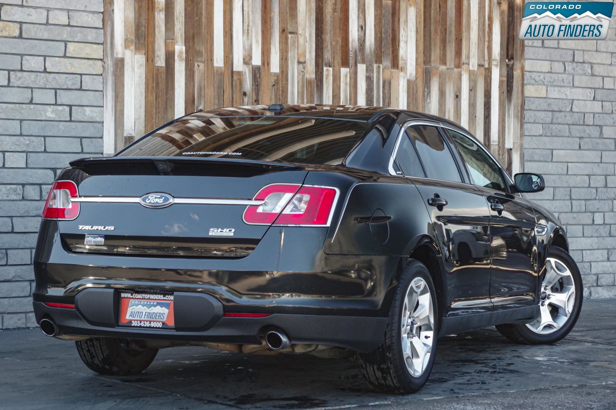 Used 2011 Ford Taurus SHO image 7
