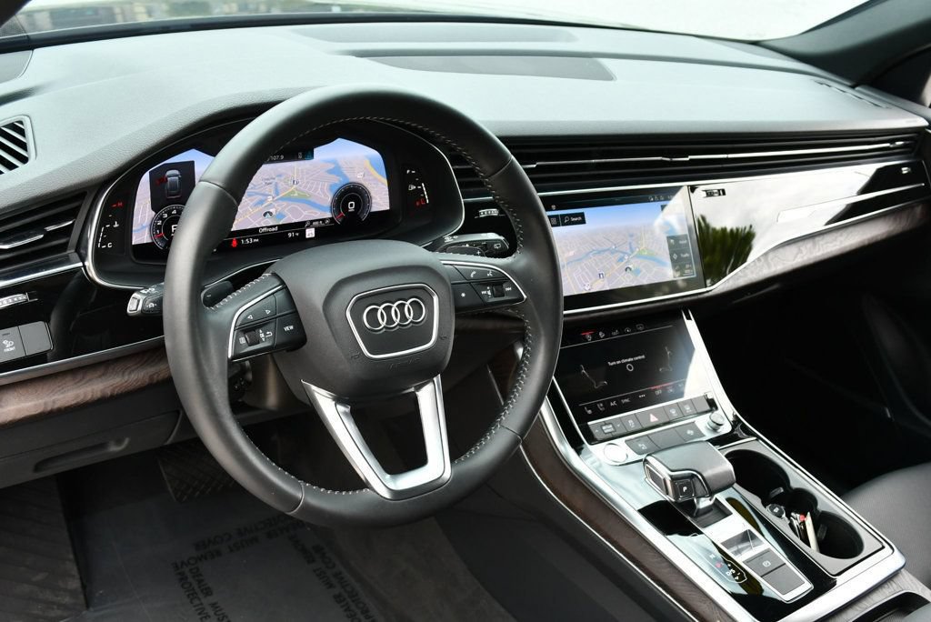 Used 2020 Audi Q8 Premium Plus w/ Premium Plus Package AWD/4WD image 46