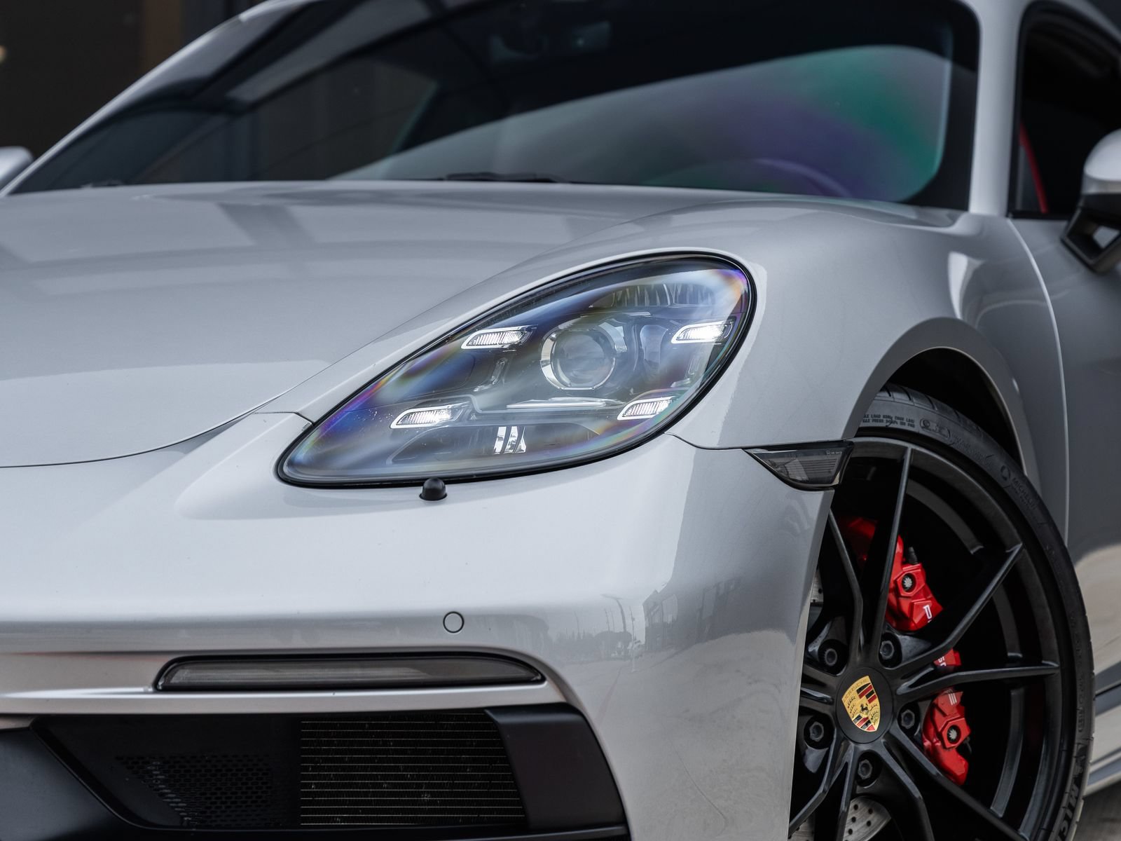 Certified 2018 Porsche 718 Cayman GTS RWD image 17