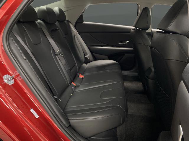 New 2026 Hyundai Elantra Limited image 32