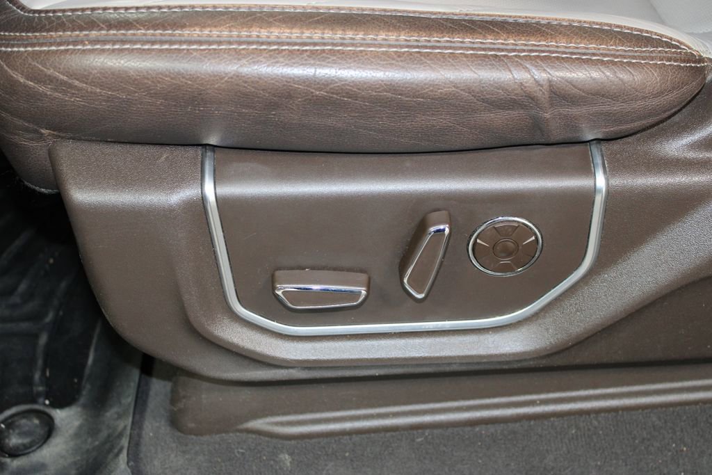 Used 2019 Ford F350 Limited w/ FX4 Off-Road Package image 18