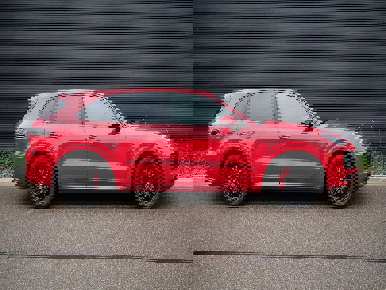 Used 2023 Porsche Cayenne GTS w/ Premium Package Plus image 25