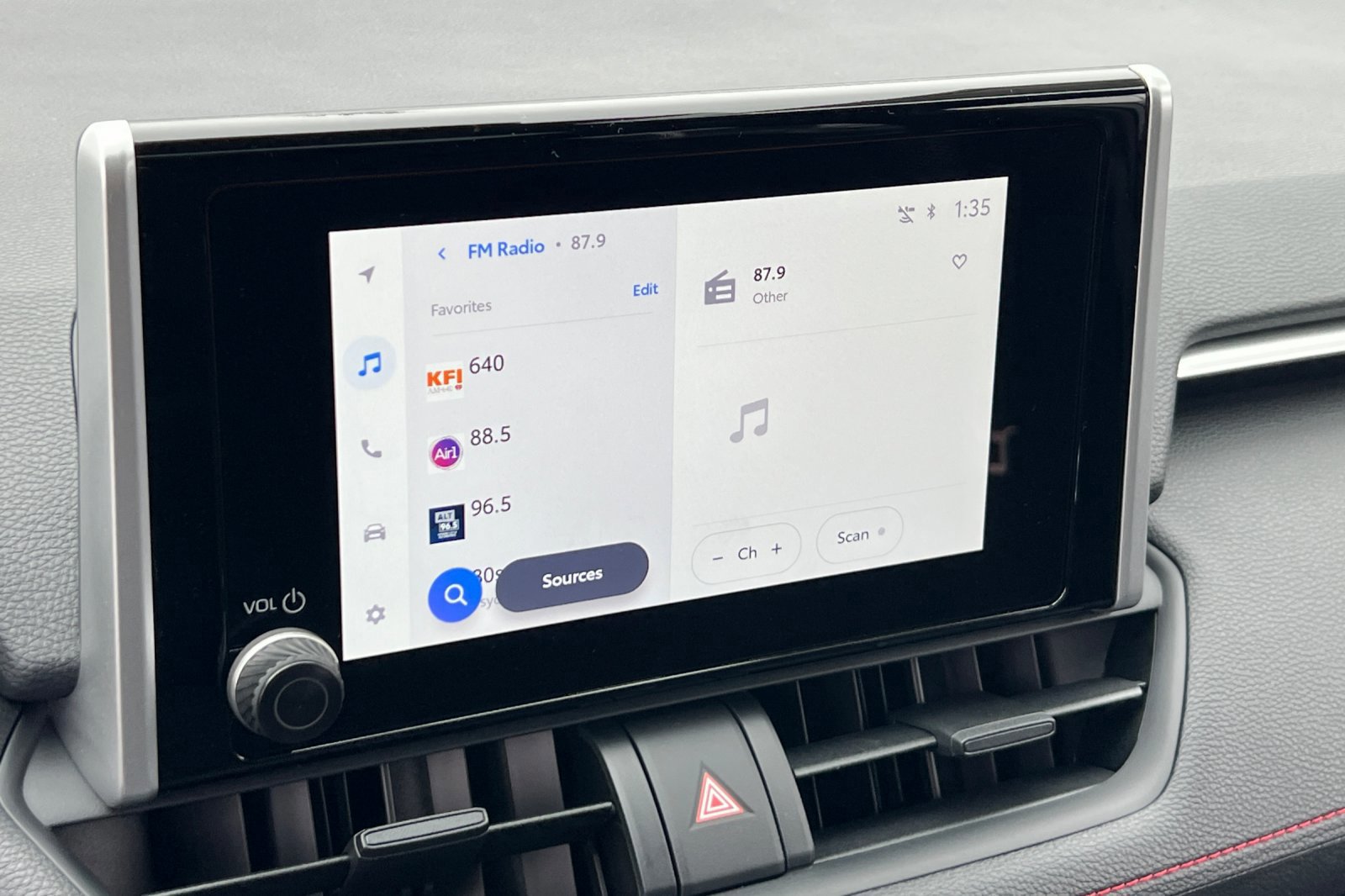 Certified 2025 Toyota RAV4 SE image 18