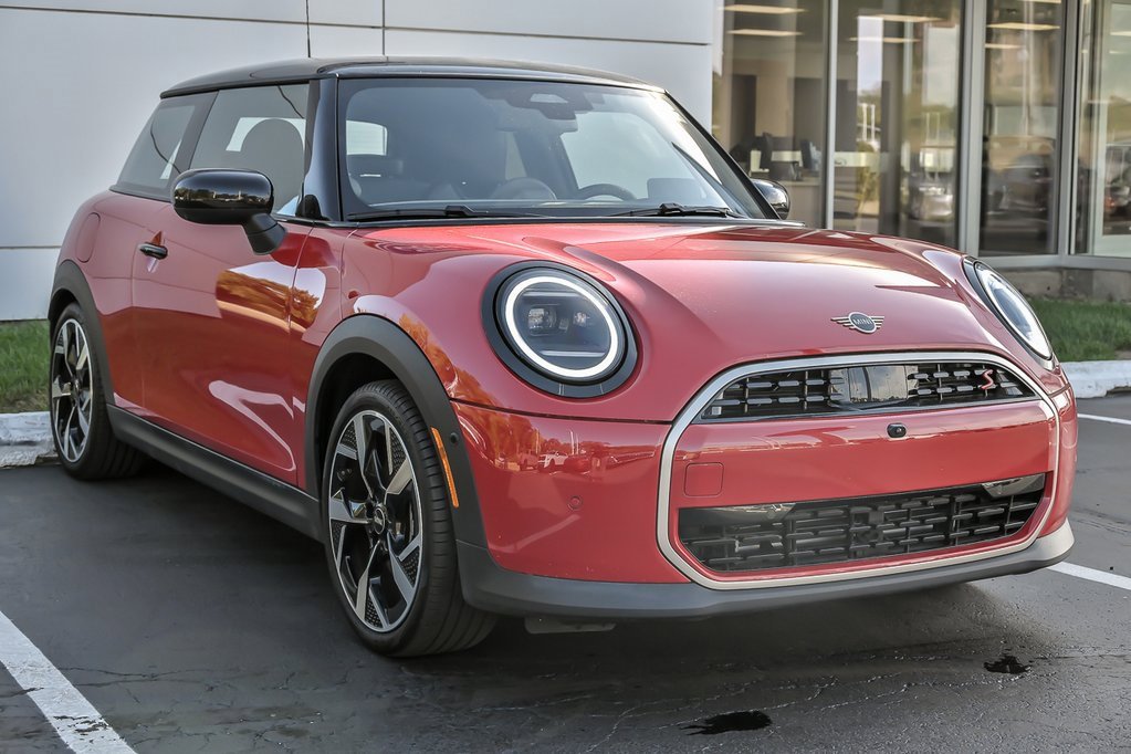 Used 2025 MINI Cooper S image 10