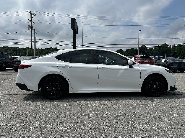 Used 2026 Toyota Camry SE w/ Multimedia Upgrade Package FWD image 9